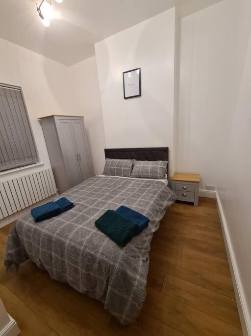 Luxury One Bedroom Flat Лондон Екстер'єр фото